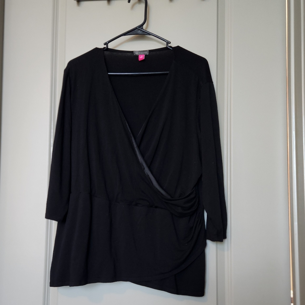 Vince Camuto Plus Crossover Top